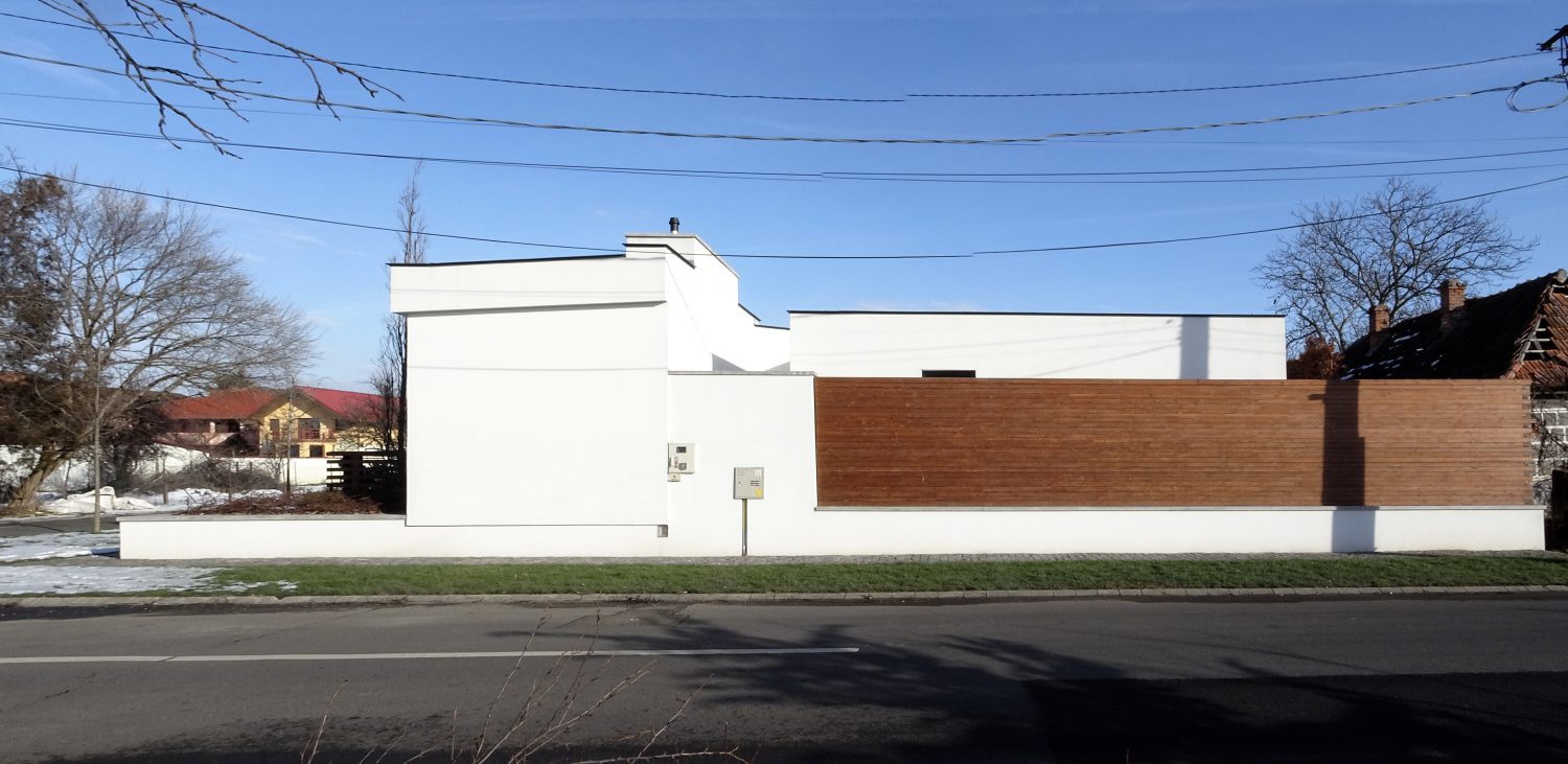 Exterior Panorama (6)